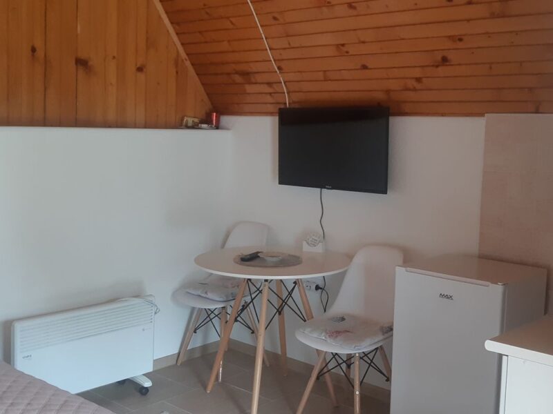 Durmitorski Konak - cozy house in the heart of national park