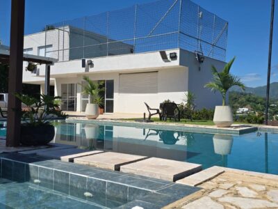 Private villa with pool near Medellin
