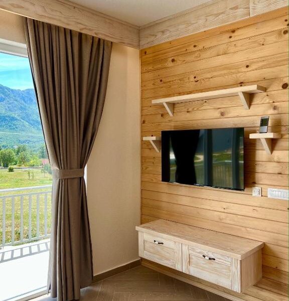 Breathtaking Monte Escape Village, Šavnik - Three Bedroom House