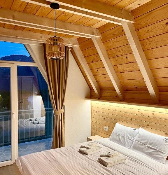 Breathtaking Monte Escape Village, Šavnik - Three Bedroom House