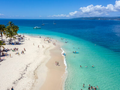 Tropical beach with clear blue waters - Cayo-Levantado-Samana Dominican Republic-by-Javier-Gautier